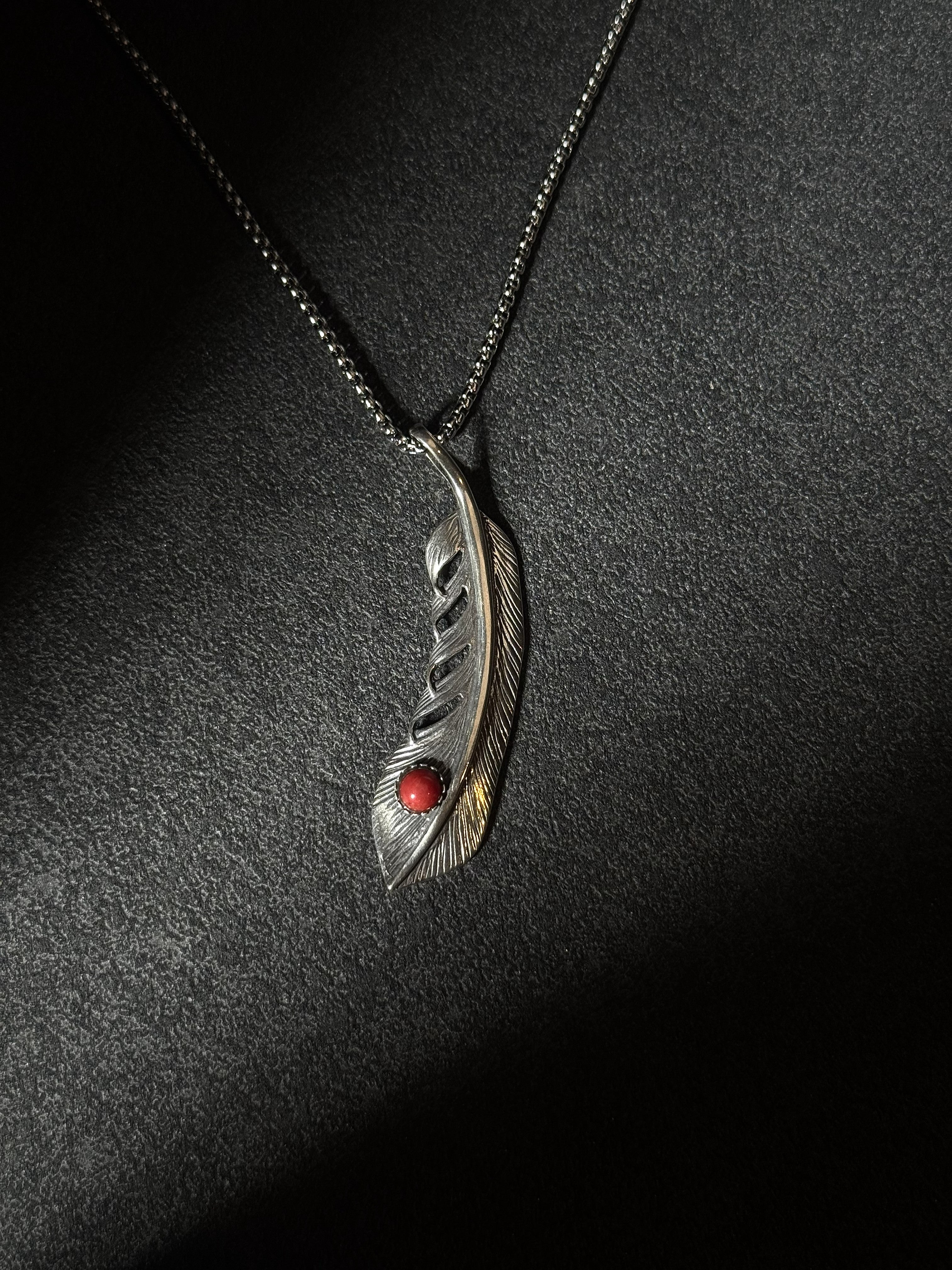 Bloody Agate Feather